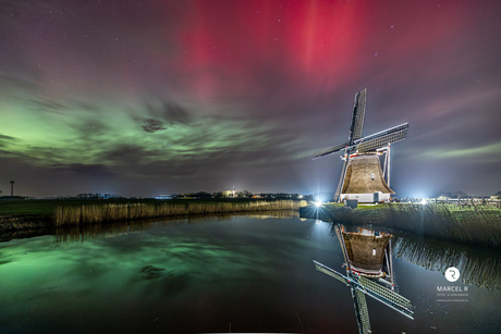 Noorderlicht bij molen Hantum 19-01-2926