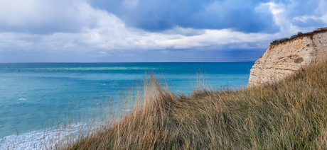 Stille schoonheid boven historische wateren