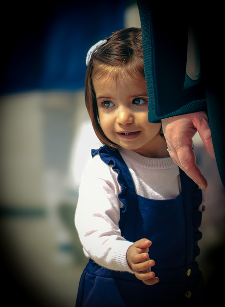 Kleine Ontdekkingsreiziger in Italiaanse Straten