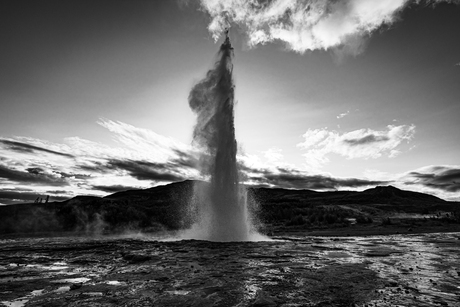 Strokkur - Geysir IJsland