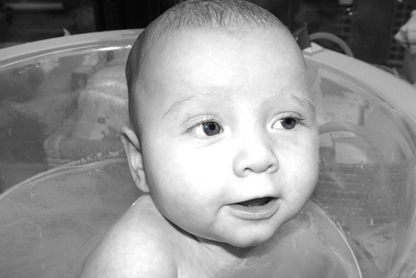 Jonas in his tummy tub