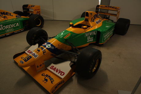 Benetton B192