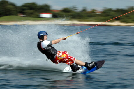 waterski