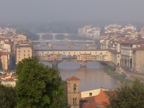 Firenze! Uitzicht op Ponte Vecchio