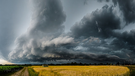 Onweer op komst