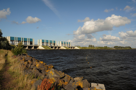 Sluis Lauwersmeer