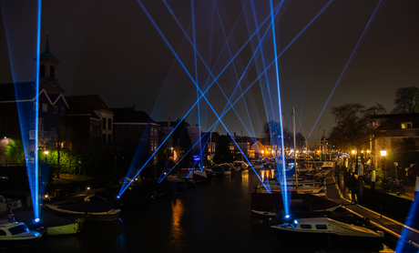 Lichtshow boven de Haven1