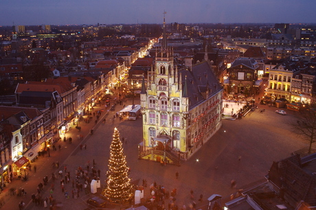 stadhuis gouda vanaf St.Jan