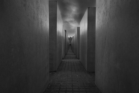 Holocaust monument 