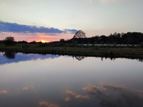 Zonsondergang aan de Berkel 