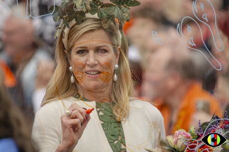 Maxima is creatief bezig op Koningsdag 2024 in emmen