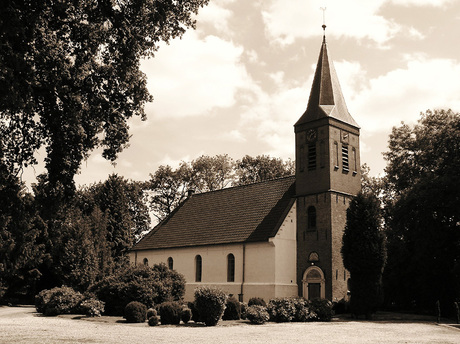 Kerkje Veelerveen