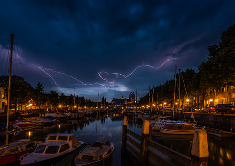 Storm boven Dordrecht