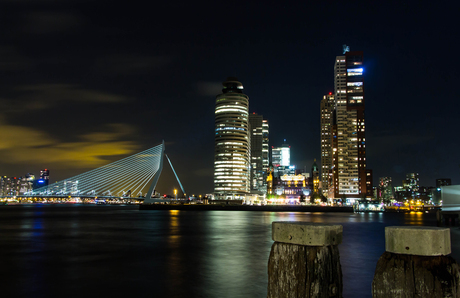 Rotterdam-by-night