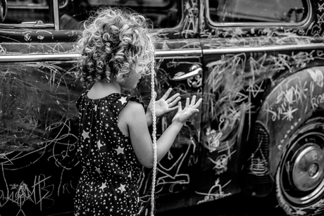 Kids en stoepiekrijt........