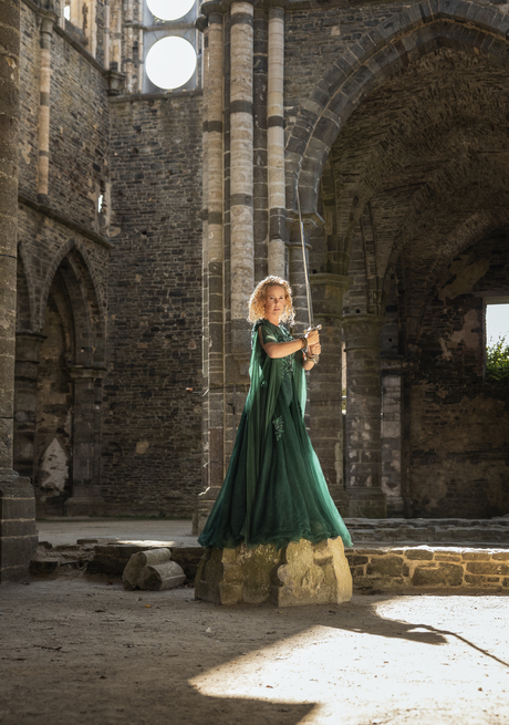 The Lady of the Ruins