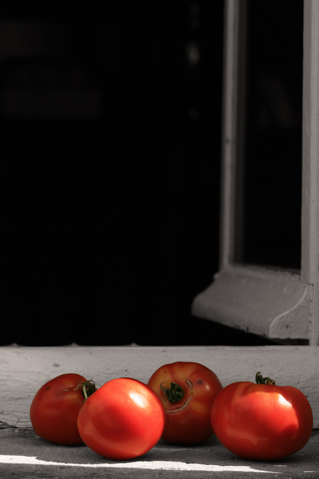 Red tomatoes