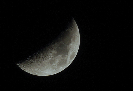 Maan op 23 dec 2009