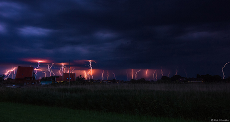 Lightning display!