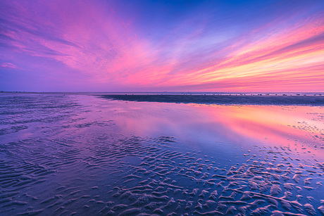 Kleurenexplosie na zonsondergang