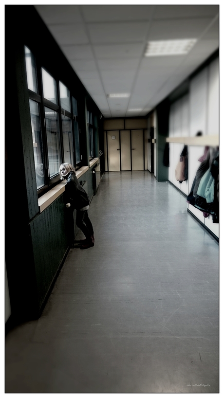 Feeling lonely at school