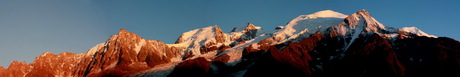 Zonsondergang bij de Mont Blanc