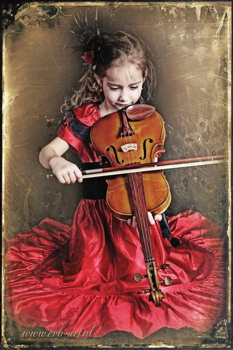 little violin player