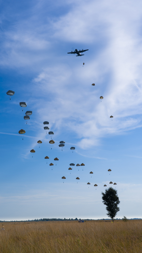 Dropping en herdenking operatie Market Garden