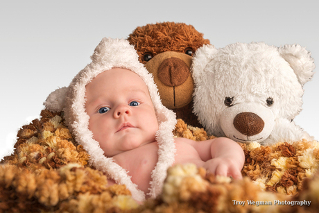 New born baby met 2 beertjes