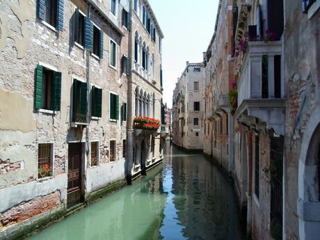 gracht in Venetie