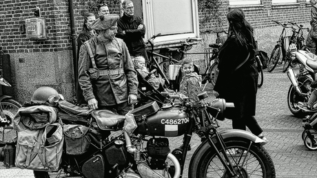 what happened on 2nd easter day