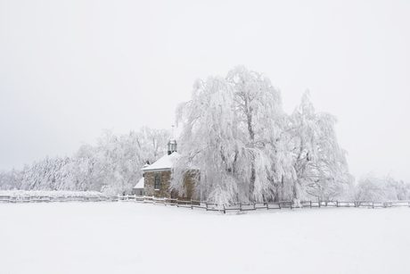 Kapel in de winter.