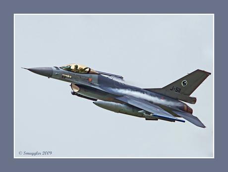 Flitsende F-16