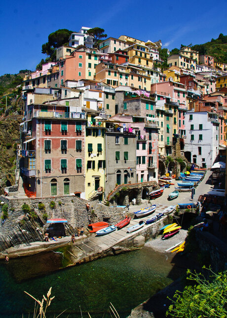 Riomaggiore-(1)-2009-a.jpg