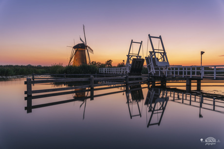 Kinderdijk in Floodlights