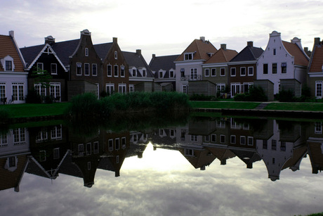 Weerspiegeling in het Lauwersmeer