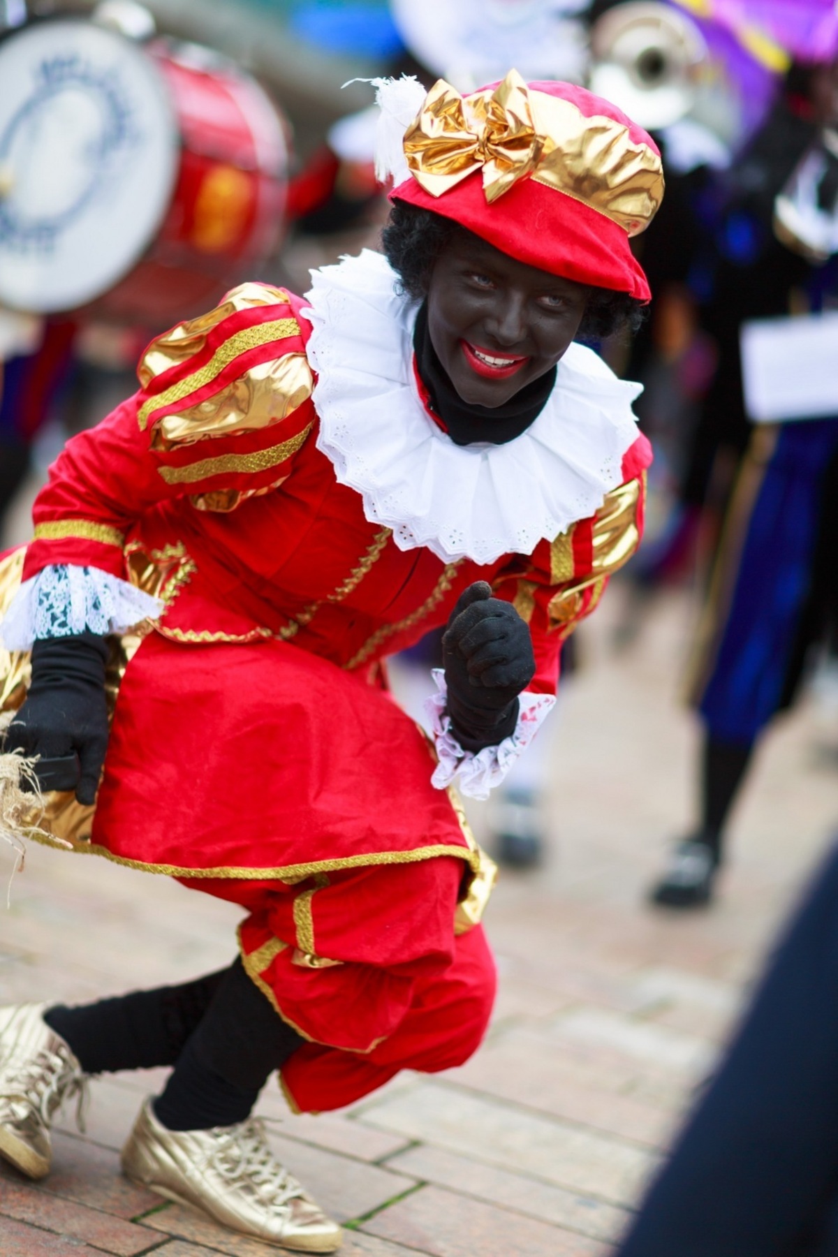 Een effectief een kopje Verbeteren Zwarte Piet - foto van nicojanssen - Straat - Zoom.nl