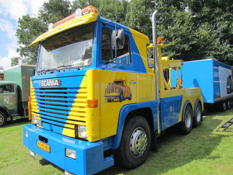 SCANIA 111