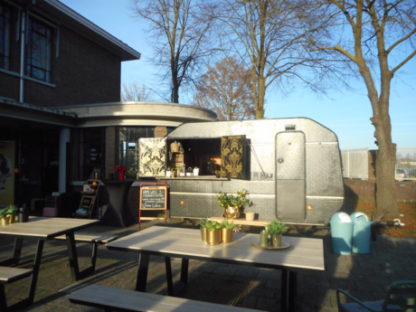 Zwarte Foodtruck