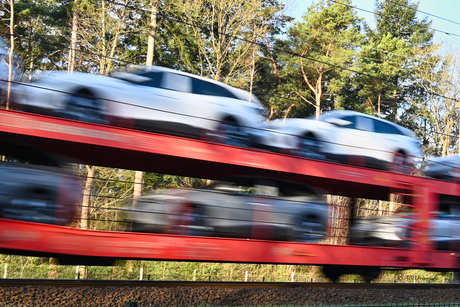 Trein met hele lange sluitertijd