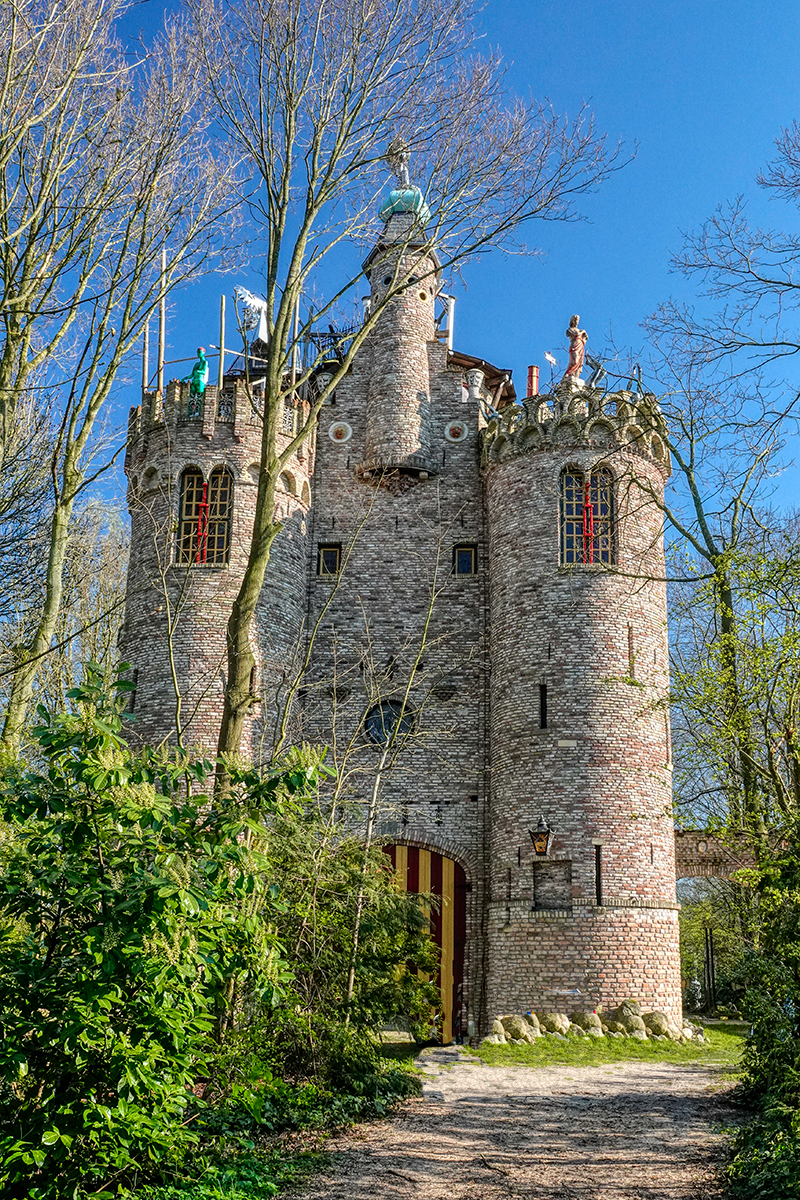 Kasteel Old Stoutenburgt - Kasteel Olt Stoutenburght, van Gregorius (Gerry) Halman, Blesdijke, Friesland.
Gerry had een kantoorbaan, maar runt nu een kostuumhuis in Zwolle en  - foto door Piebe op 07-04-2020