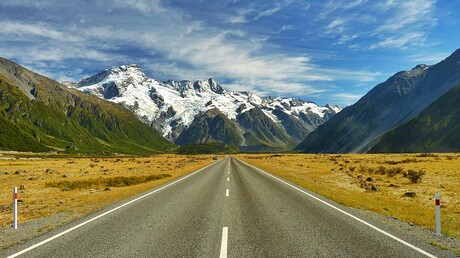 Road to the Mountains