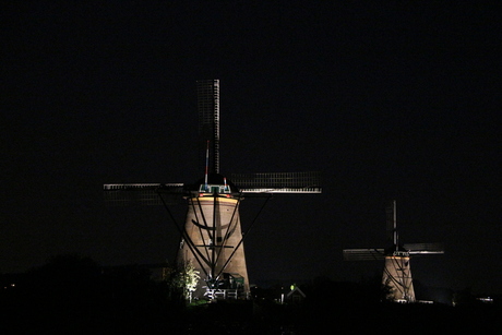 Kinderdijk by night