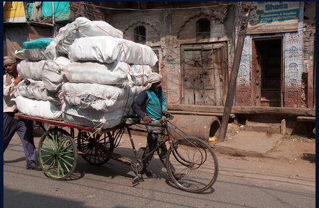 volle bakfiets in India 1502250623Rmw