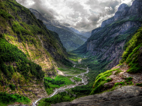 HDR Valley