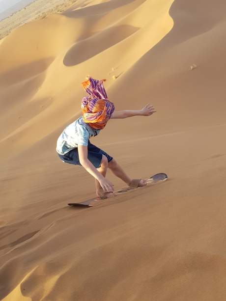 Sandboarden in de Sahara