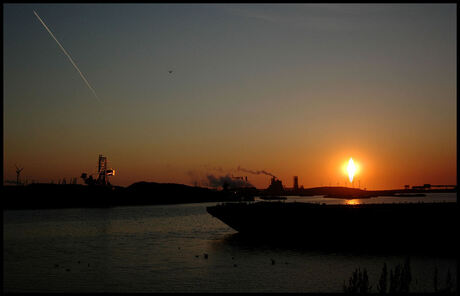 Zonsondergang in de industrie