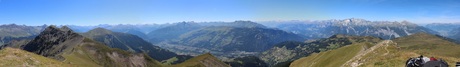 uitzicht panorama op 2500 meter hoog