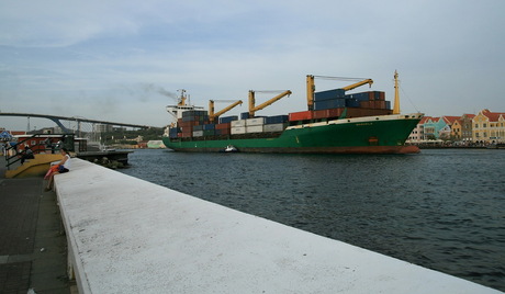 Containerschip