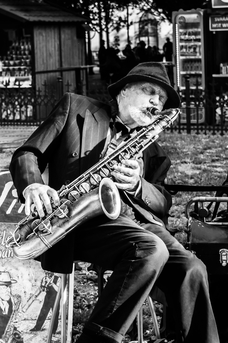 sax in the city